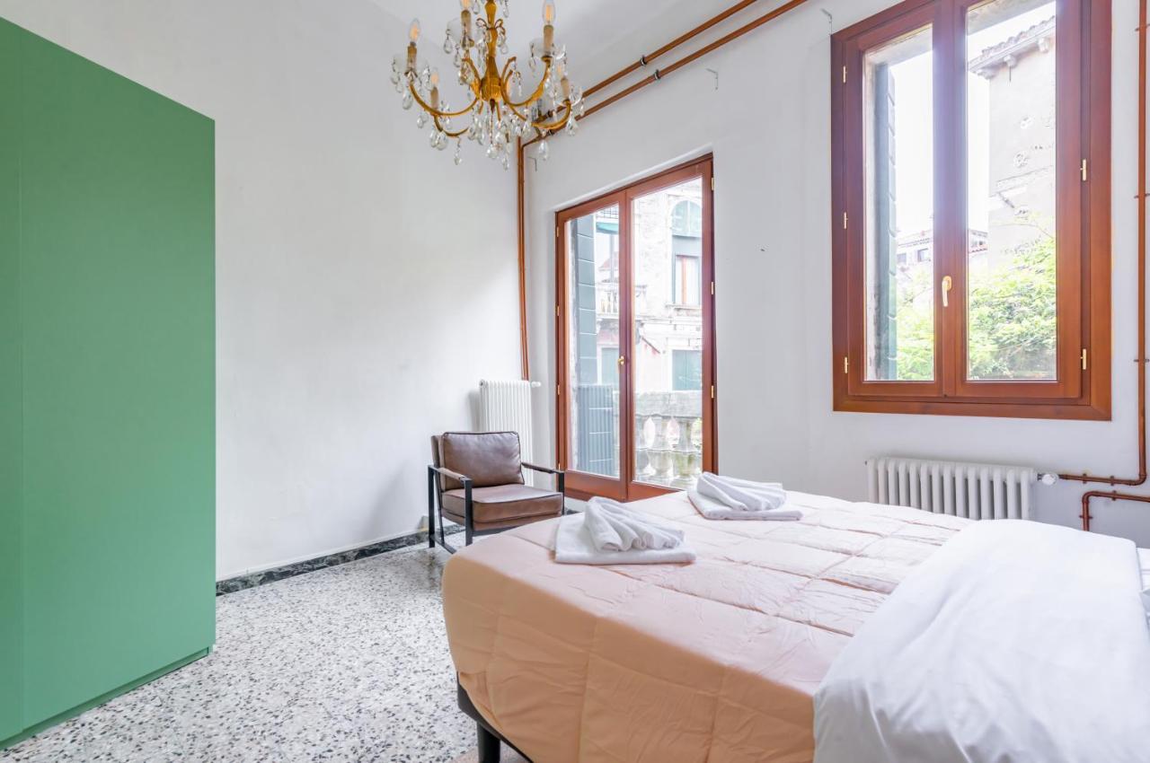 Cannaregio Romantic View Apartment Venesia Bagian luar foto