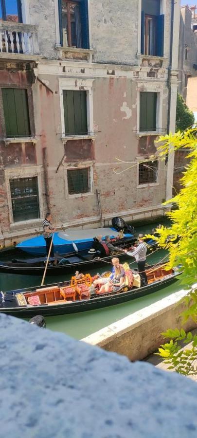 Cannaregio Romantic View Apartment Venesia Bagian luar foto
